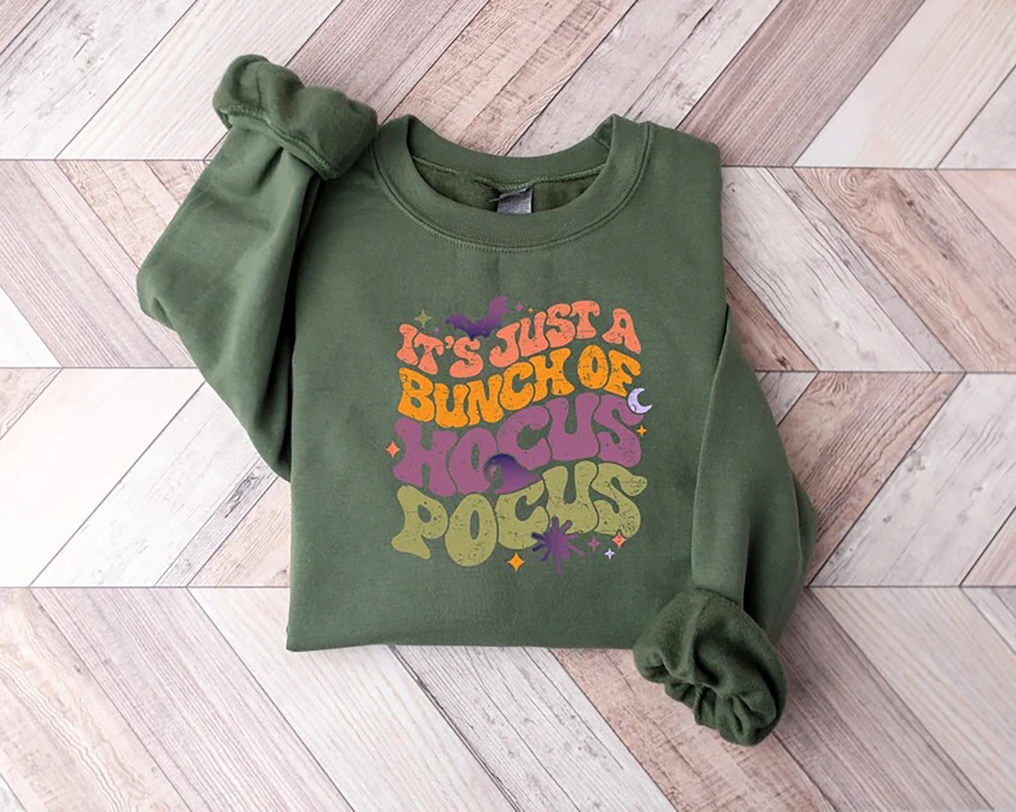 Skitongift Its Just A Buhch Of Hocus Pocus T-Shirt Women Halloween T-Shirt,Hocus Pocus T-Shirt,Sanderson Sisters T-Shirt,Halloween Party Gifts