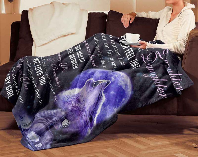 Skitongifts Blanket For Sofa Throws, Bed Throws Blanket - Wolf To Our Daughter Never Fell That You Are Alone In Your Heart Love Mom And Dad-TT2512