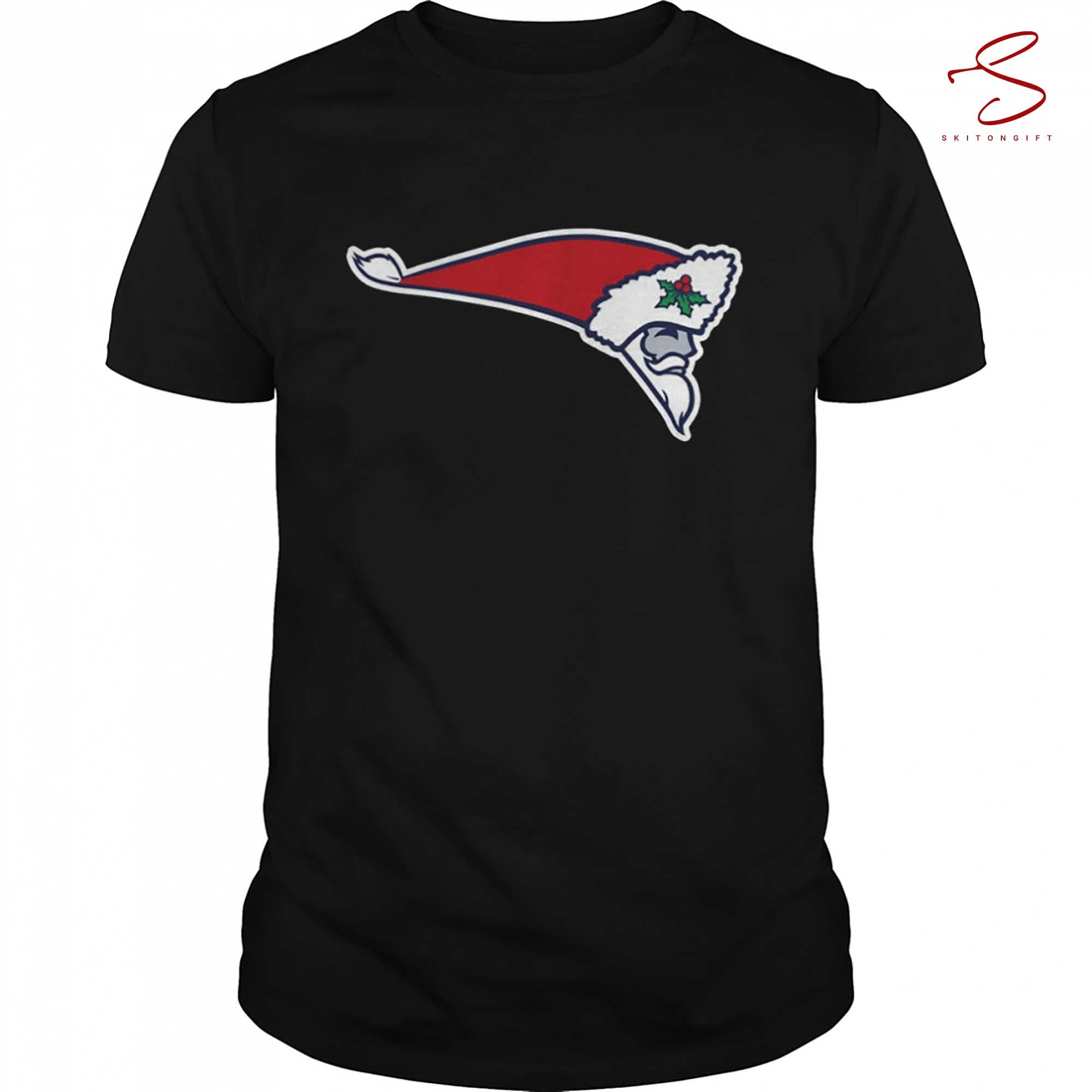 Skitongift Flying Santa Christmas Shirt