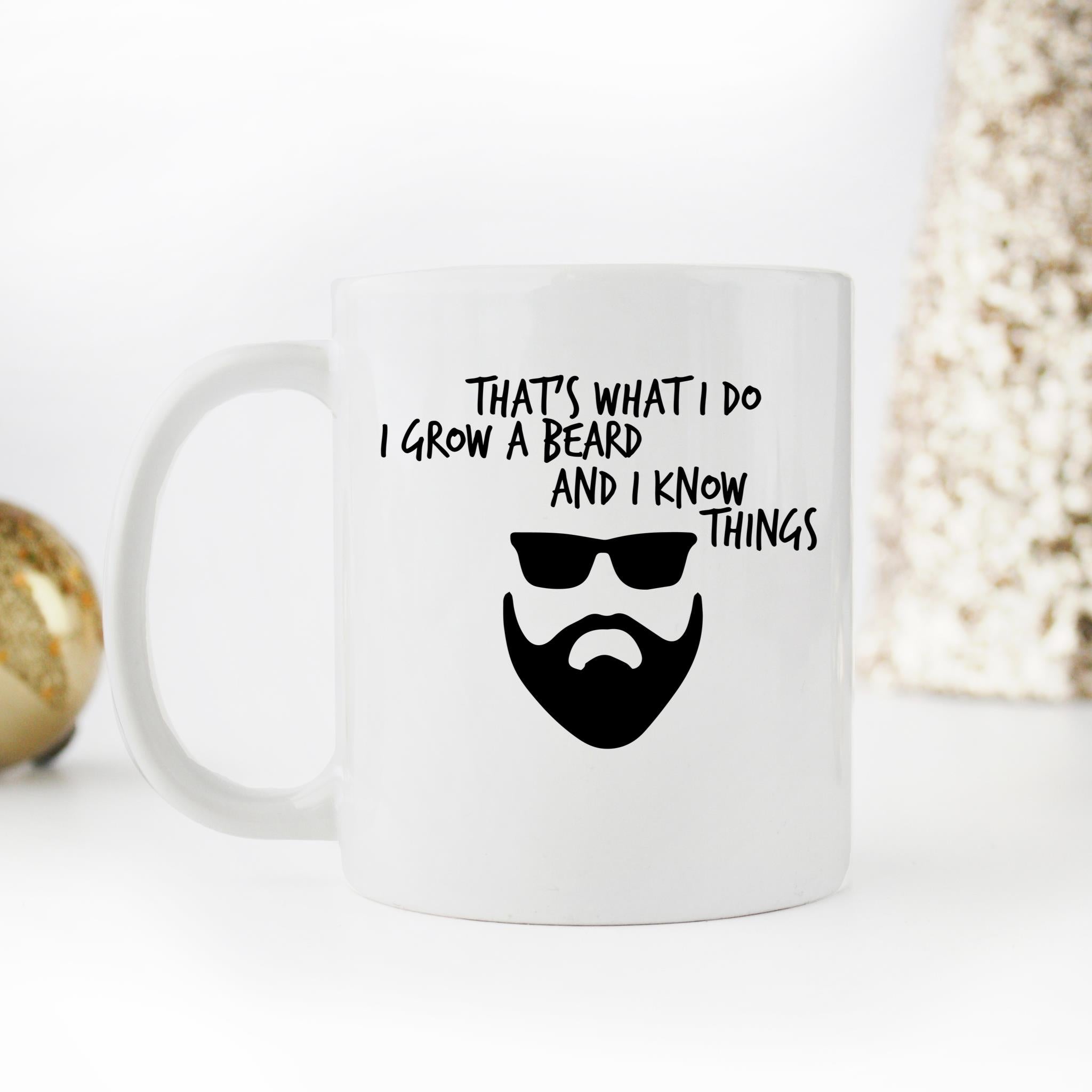 Skitongifts Funny Ceramic Novelty Coffee Mug That's What I Do I Grow A Beard And I Know Things For Grandpa Husband Dad Brother iZGOzWv
